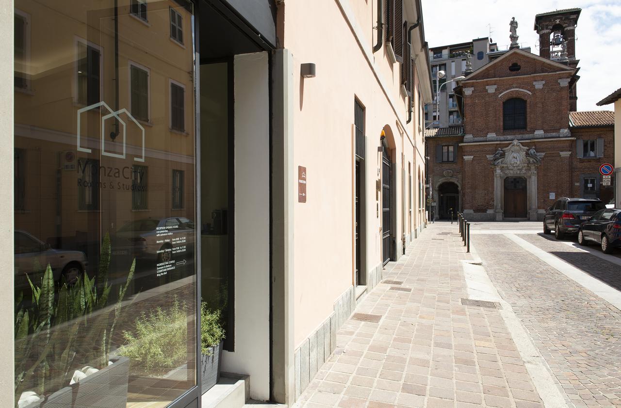 Monza City Rooms & Studios Exterior foto